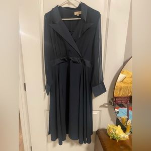 Unique Vintage navy blue retro collard dress with long sleeves.  Timeless London